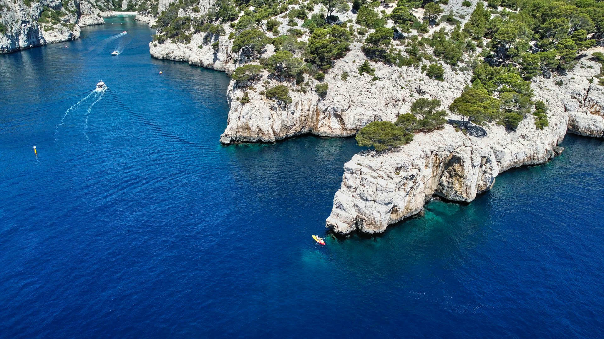 Comment aller aux calanques depuis Marseille ?